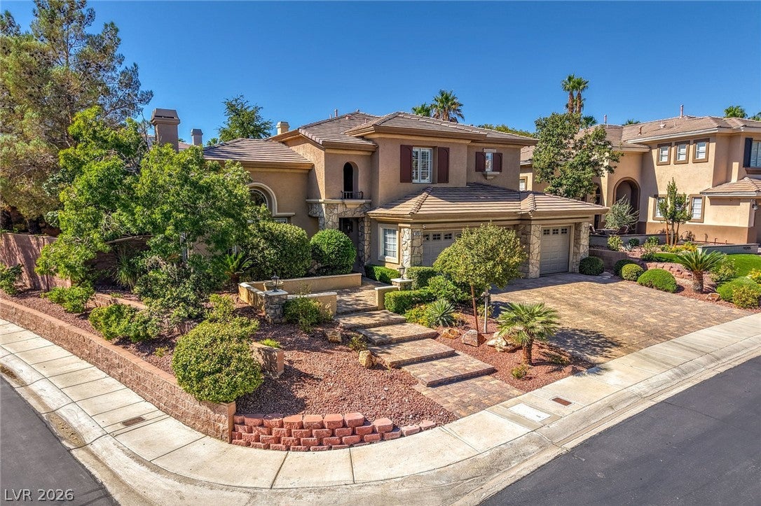 10201 Owls Peak Court