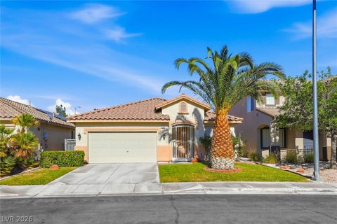 Homes For Sale - 3246 Crown Cove Court<br/> Las Vegas, NV 89117