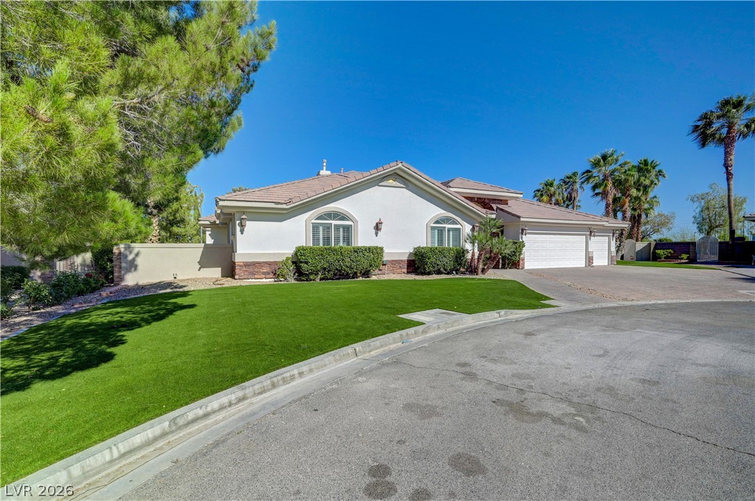 2290 Casa Bella Court