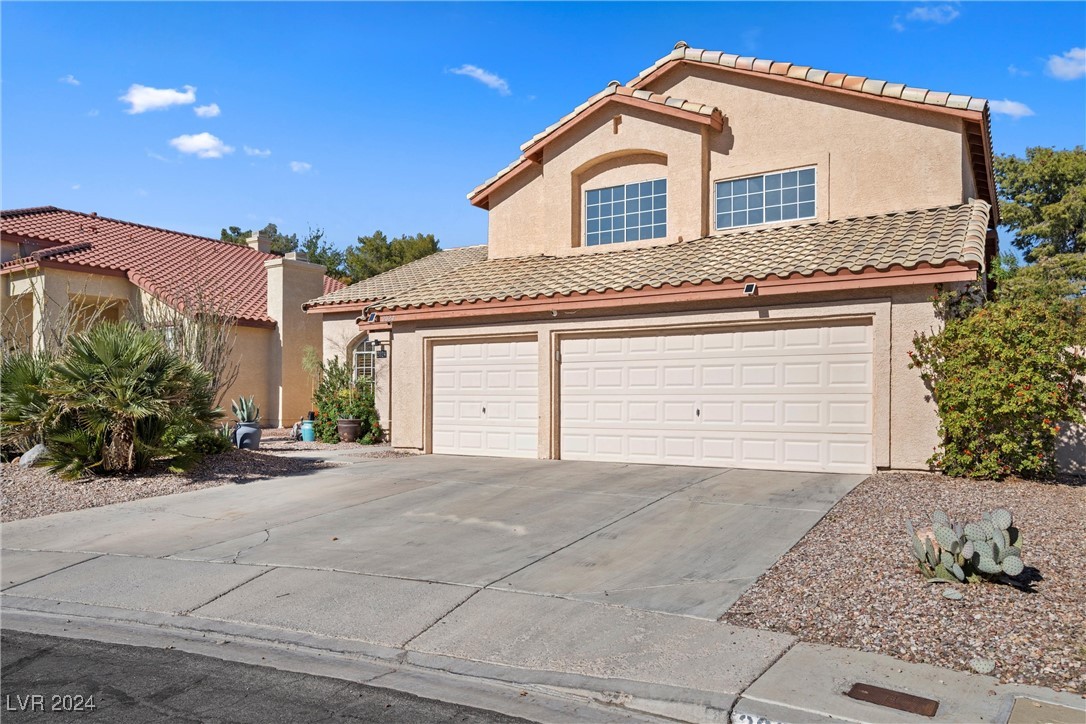 2024 Shadow Brook Way, Henderson, Nevada image 2