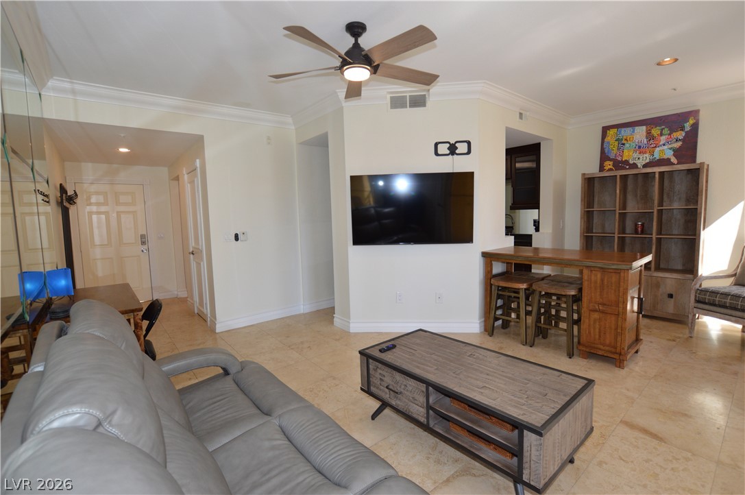 210 E Flamingo Road 202