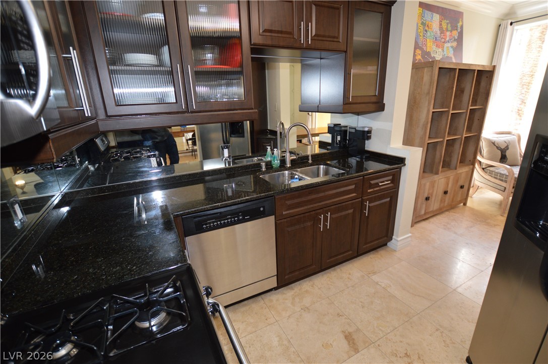 210 E Flamingo Road 202