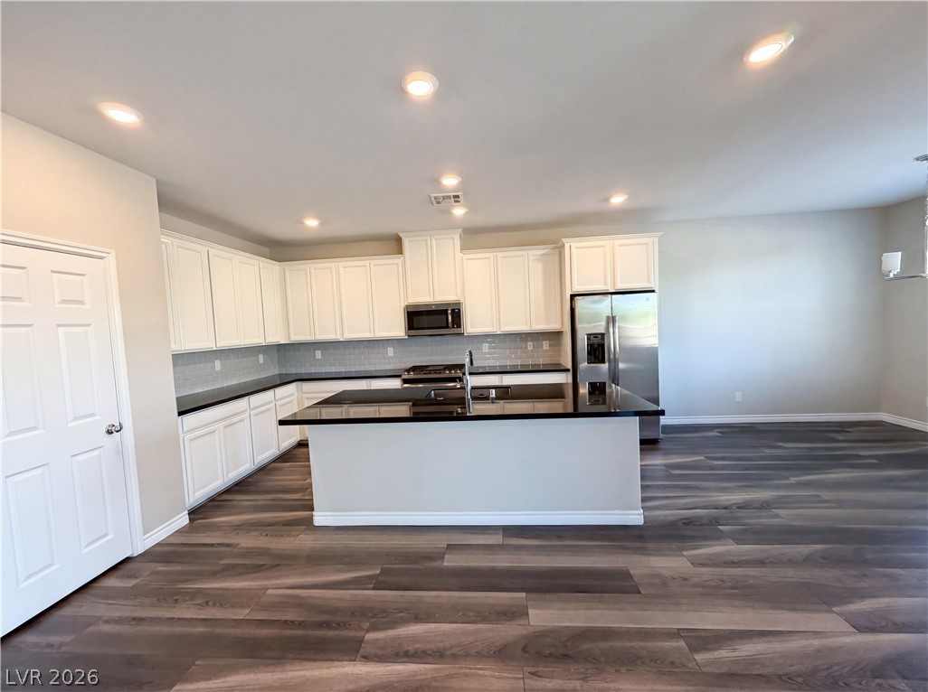 1418 Dire Wolf Avenue