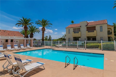 Condo For Rent - 4823 S Torrey Pines Drive #204<br/> Las Vegas, NV 89103