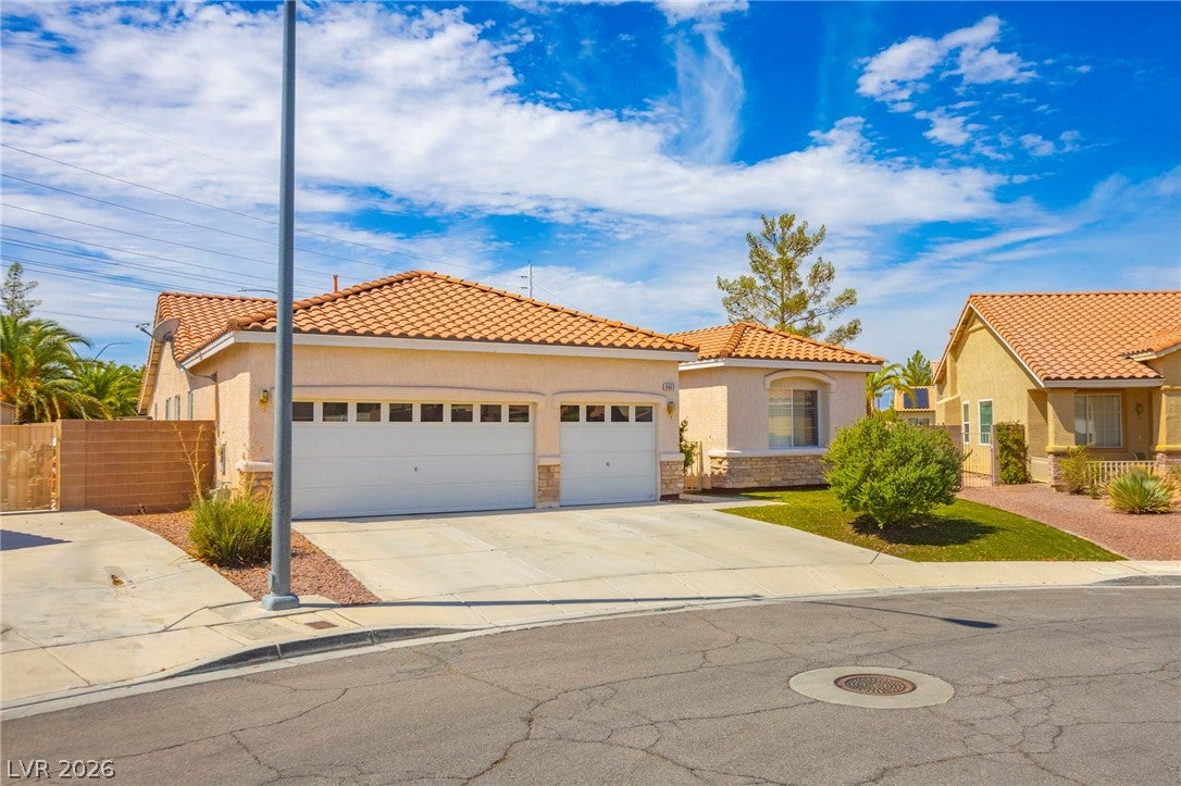 8869 Pheasant Valley Way