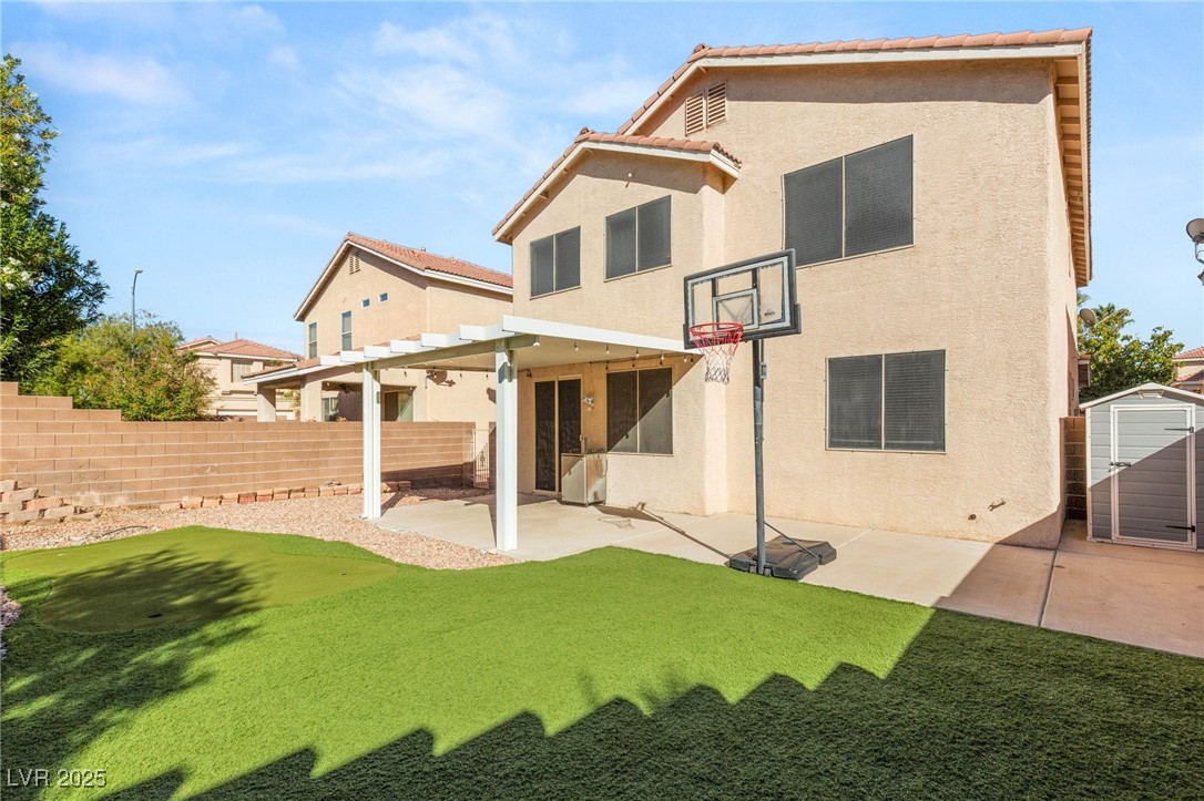 Las Vegas, Nevada 89147, United States, 4 Bedrooms Bedrooms, ,3 BathroomsBathrooms,Residential,Active,236606