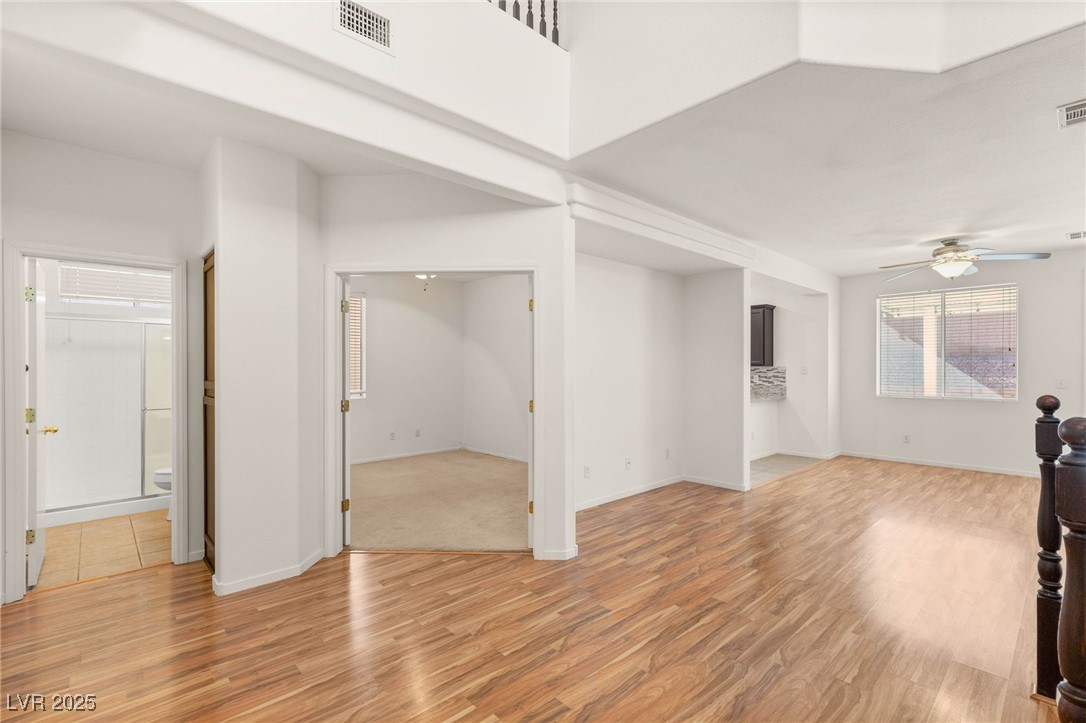 Las Vegas, Nevada 89147, United States, 4 Bedrooms Bedrooms, ,3 BathroomsBathrooms,Residential,Active,236606