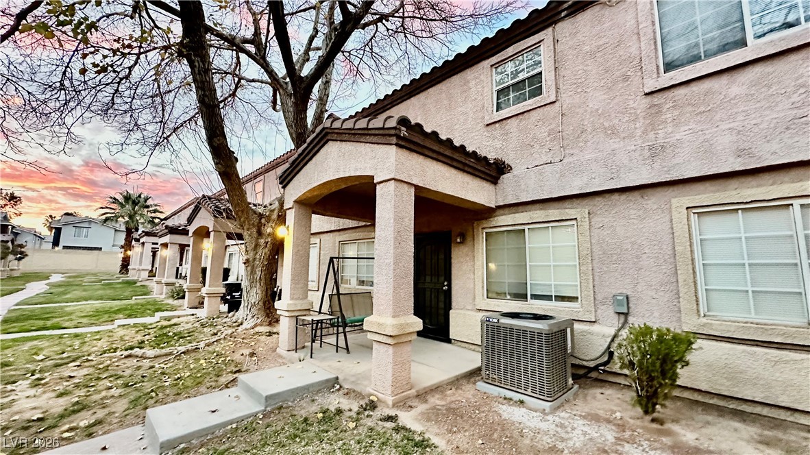 2521 Charleville Avenue 102