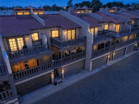 Townhouse For Sale - 2857 Calle Del Oro<br/> Clark County, Las Vegas, NV 89120