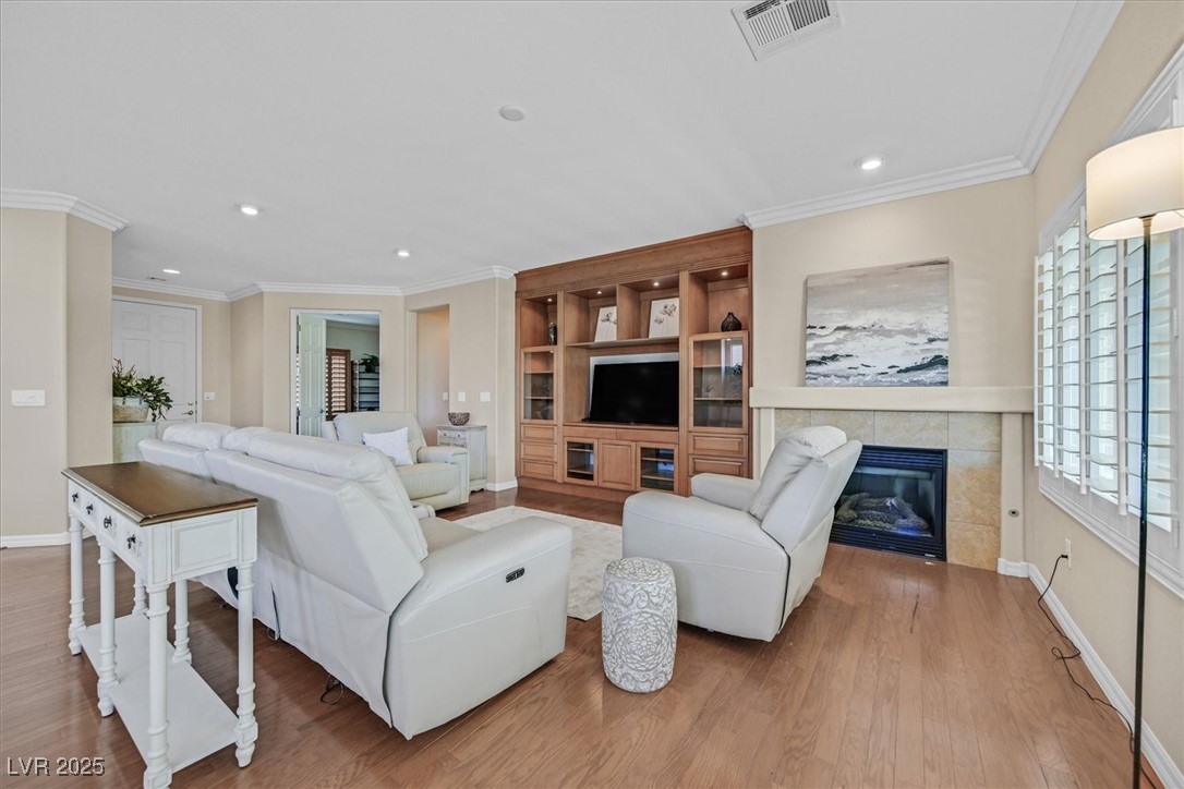 2385 Orangeburg Place