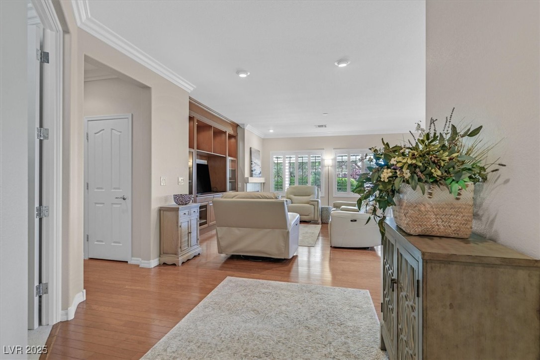 2385 Orangeburg Place