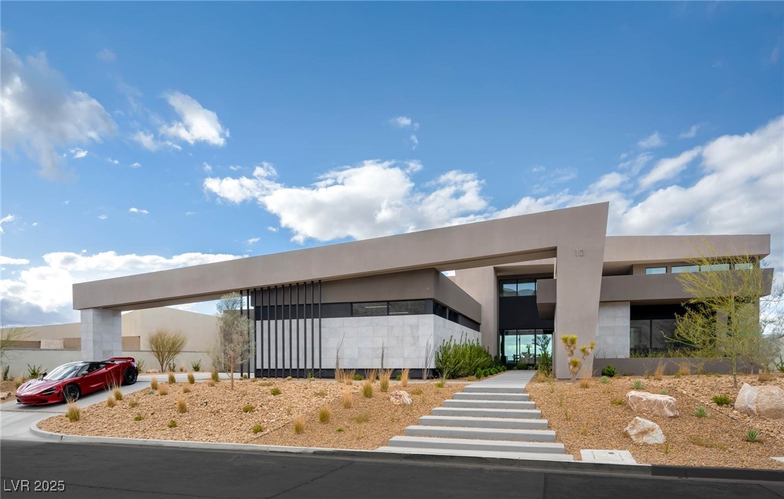 12 Chisel Crest Court