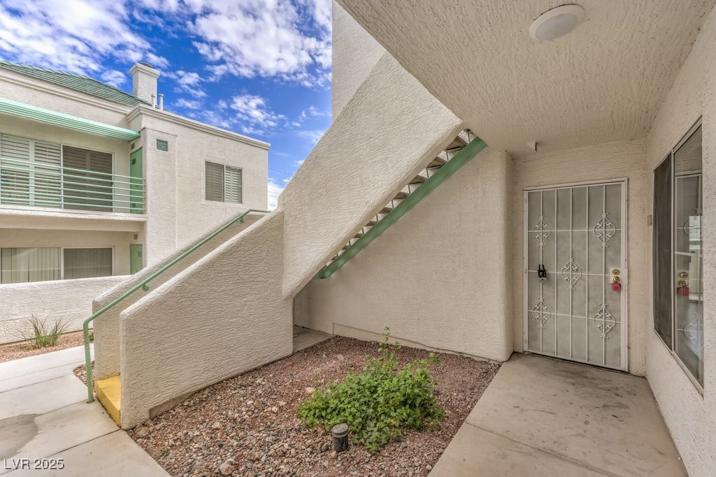 7100 PIRATES COVE Road 1045