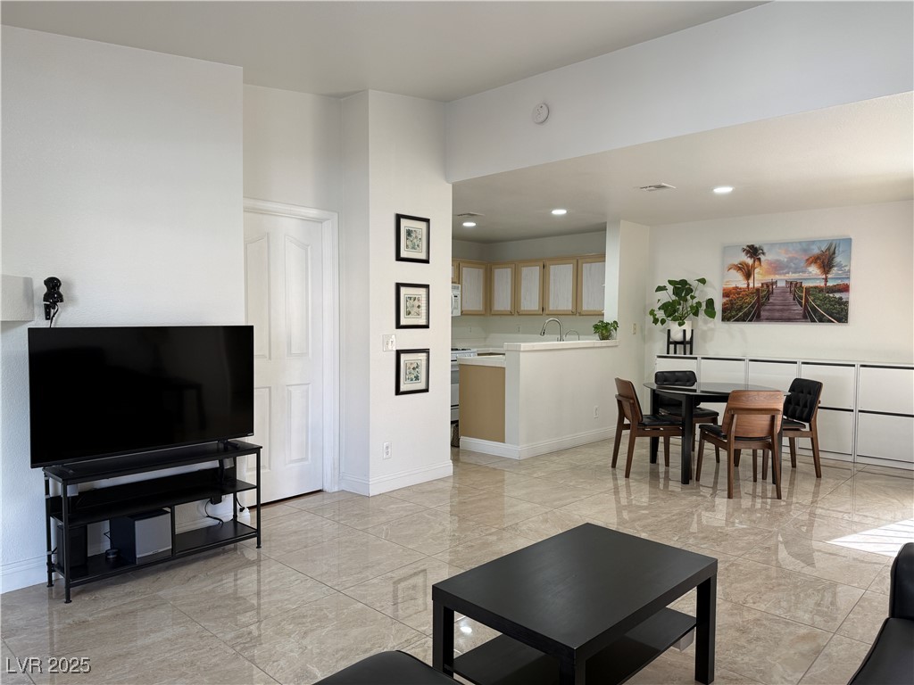 8452 Boseck Drive #225, Las Vegas, Nevada image 11