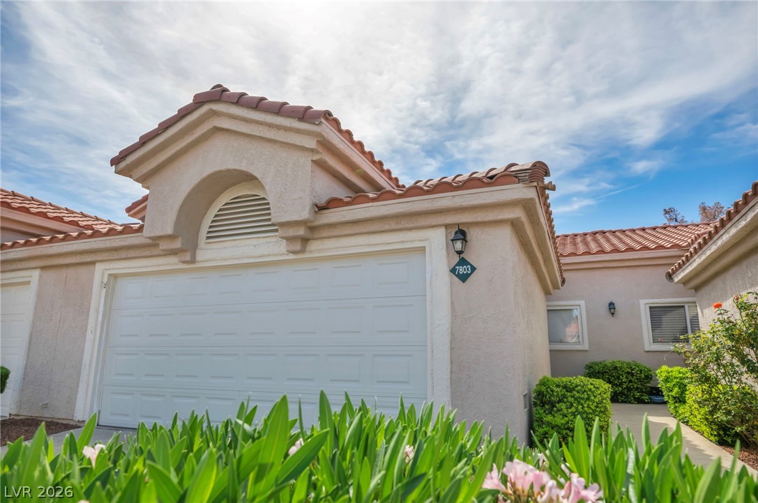 7803 Ravenhollow Lane