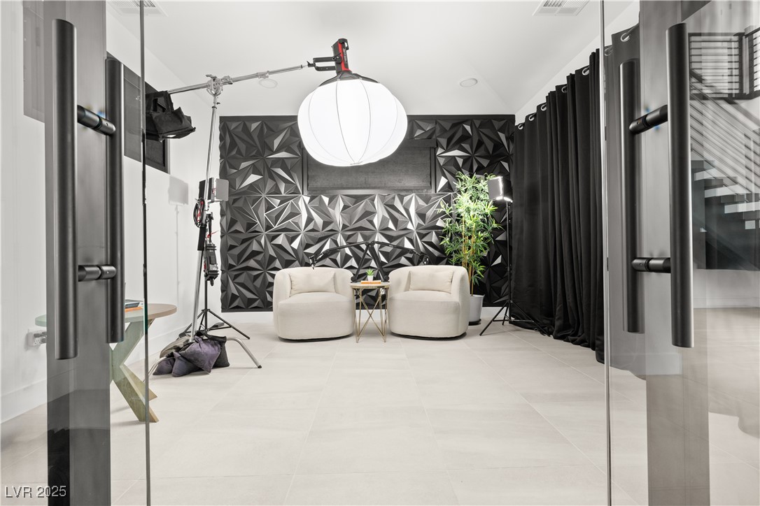 Properties 4 12039 Rockview Point Street