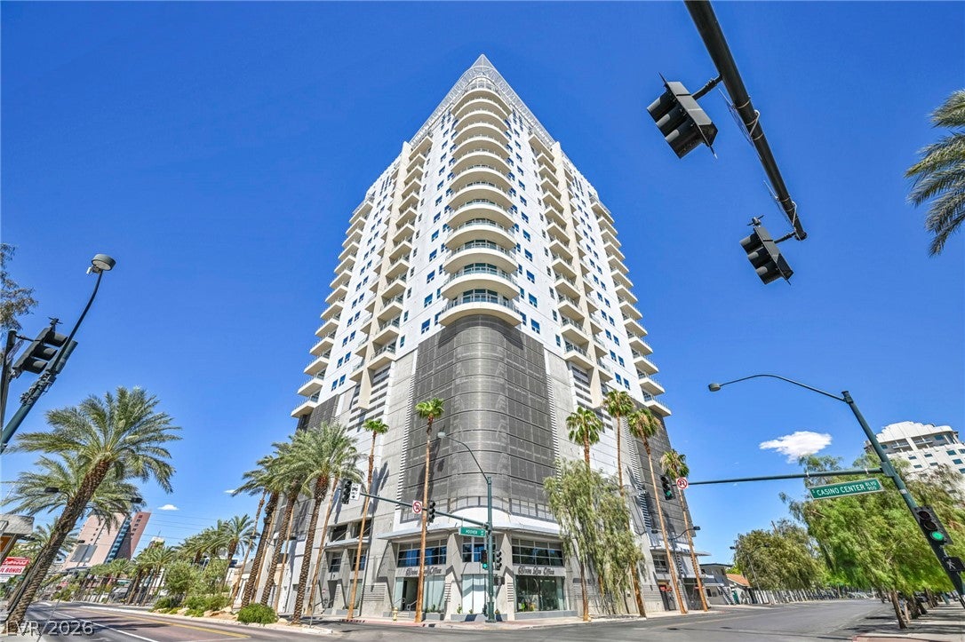 200 Hoover Avenue 1803