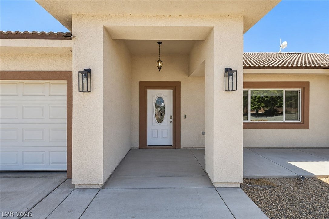 4951 E Parkwood Drive