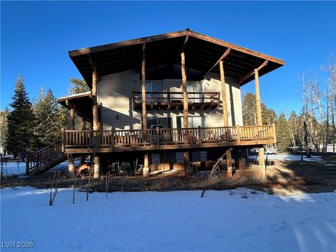 Homes For Sale - 1330 W Strawberry Point Road<br/> Duck Creek Village, UT 84762