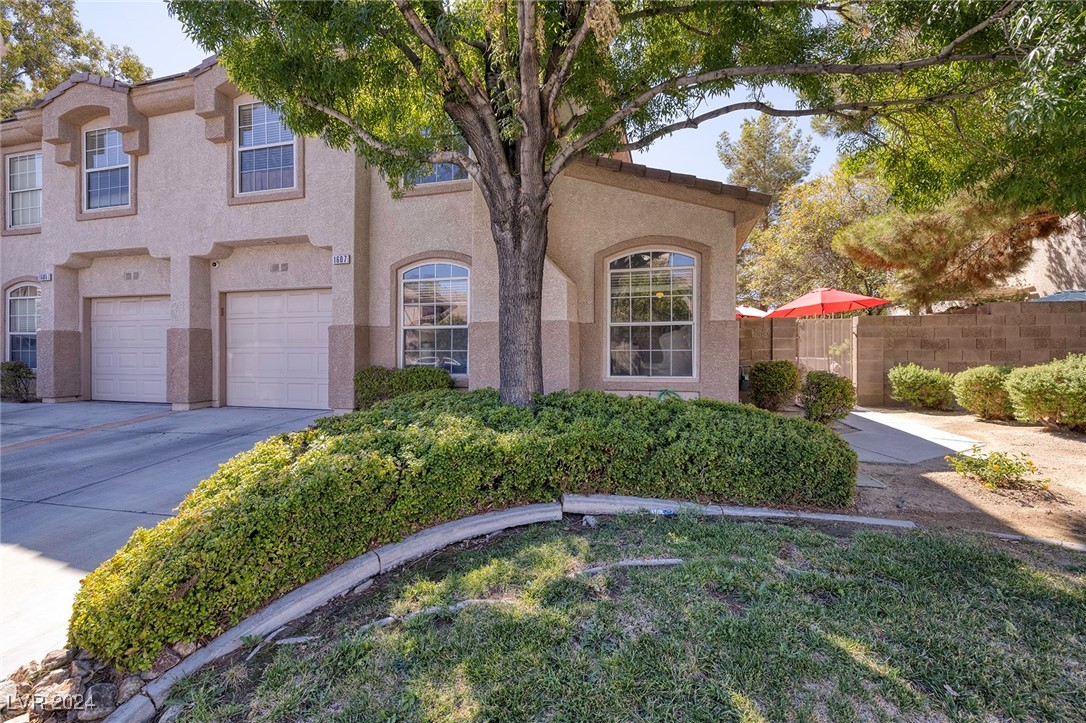 1607 Coal Valley Drive, Henderson, Nevada image 2