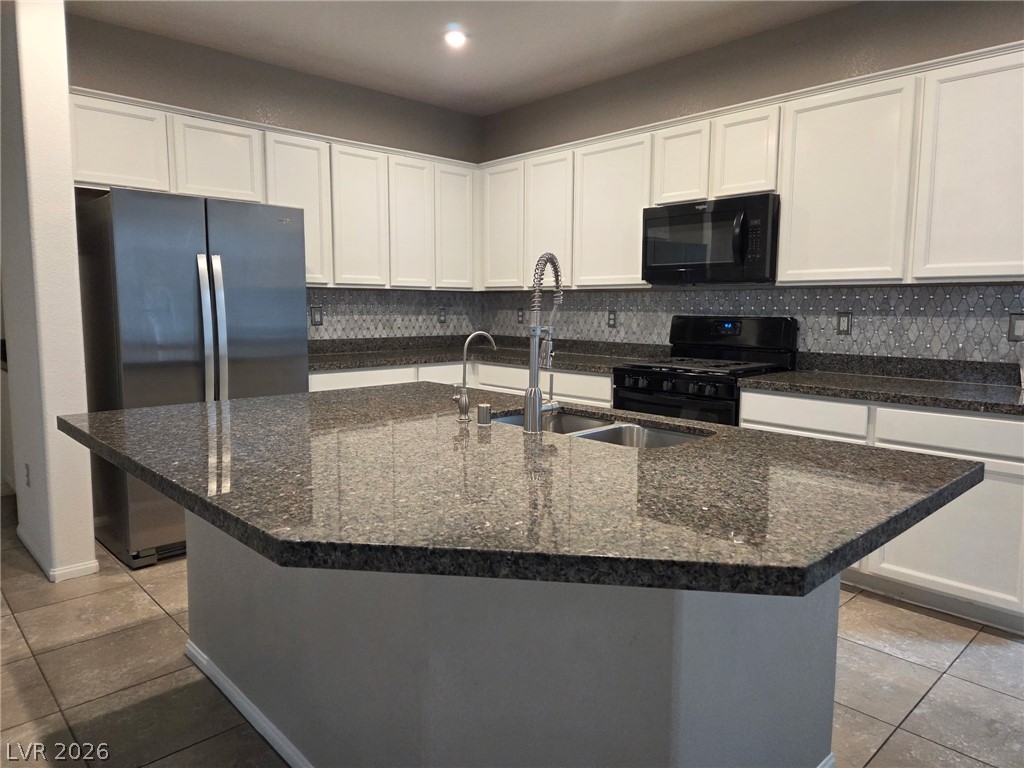 1027 Huckburn Avenue