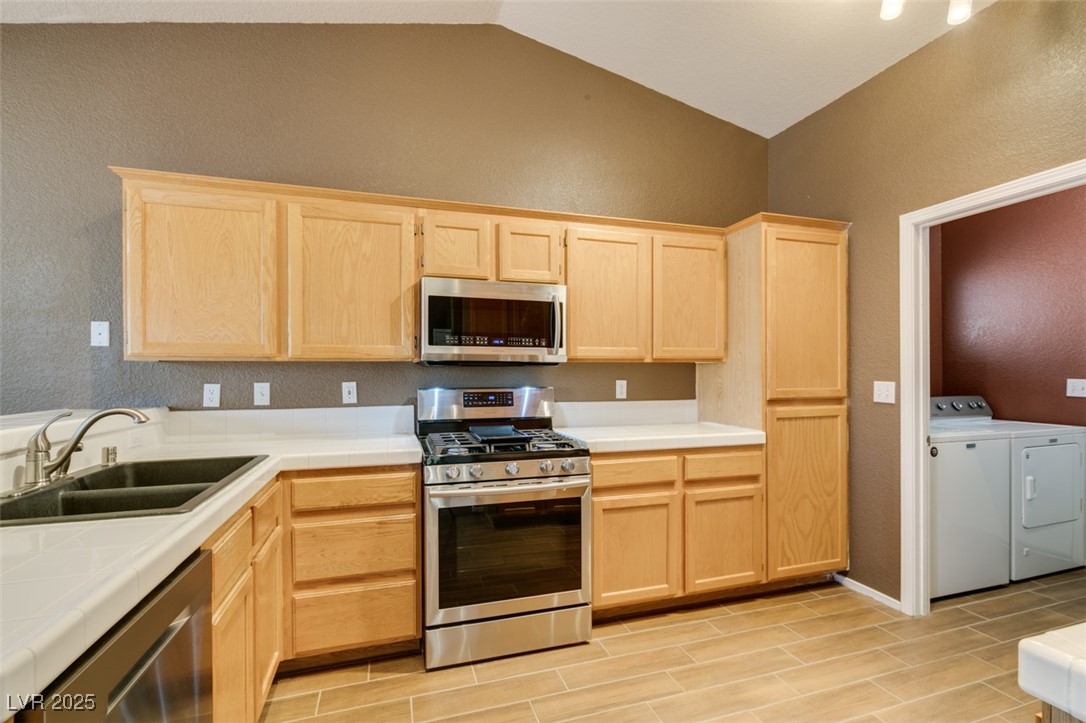 904 Big Horn Street, Henderson, Nevada image 13