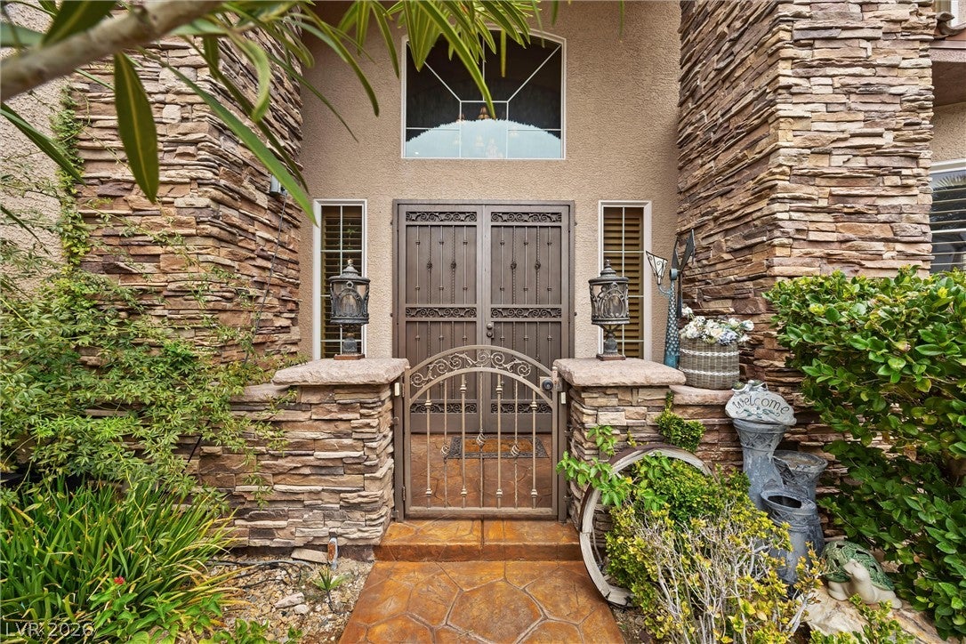 36 Misty Springs Court