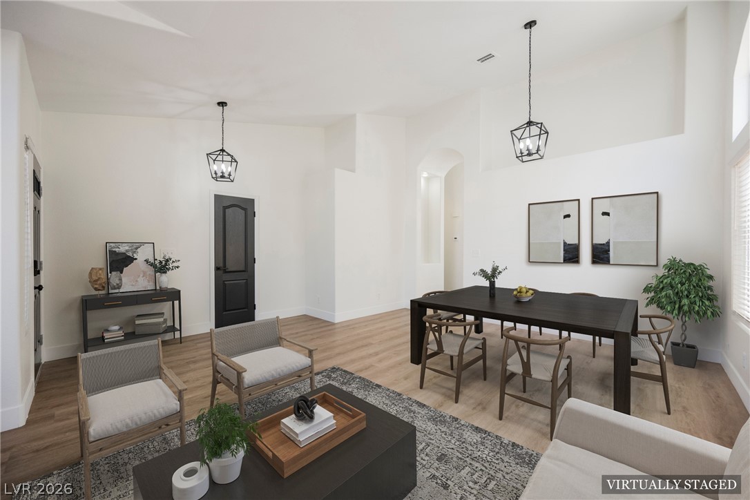 2336 Bloomington Drive