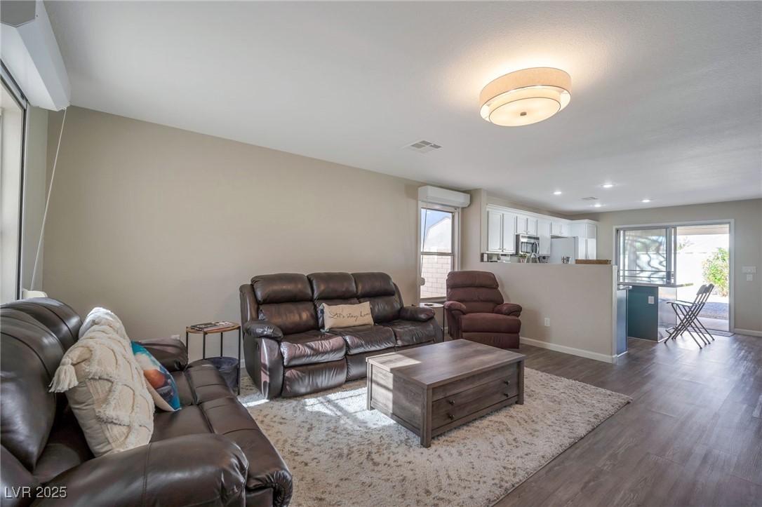 1076 Blue Sands Court