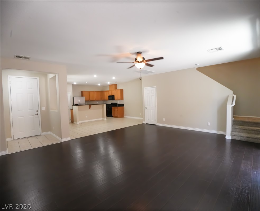 25 Red Oak Canyon Street 2