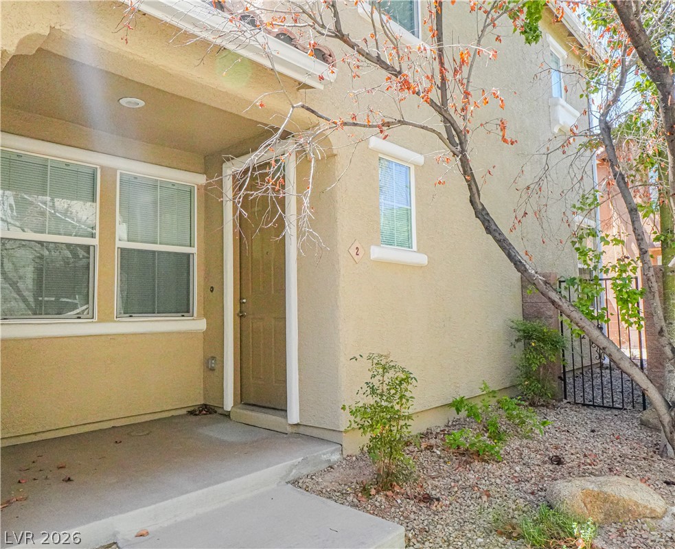 25 Red Oak Canyon Street 2