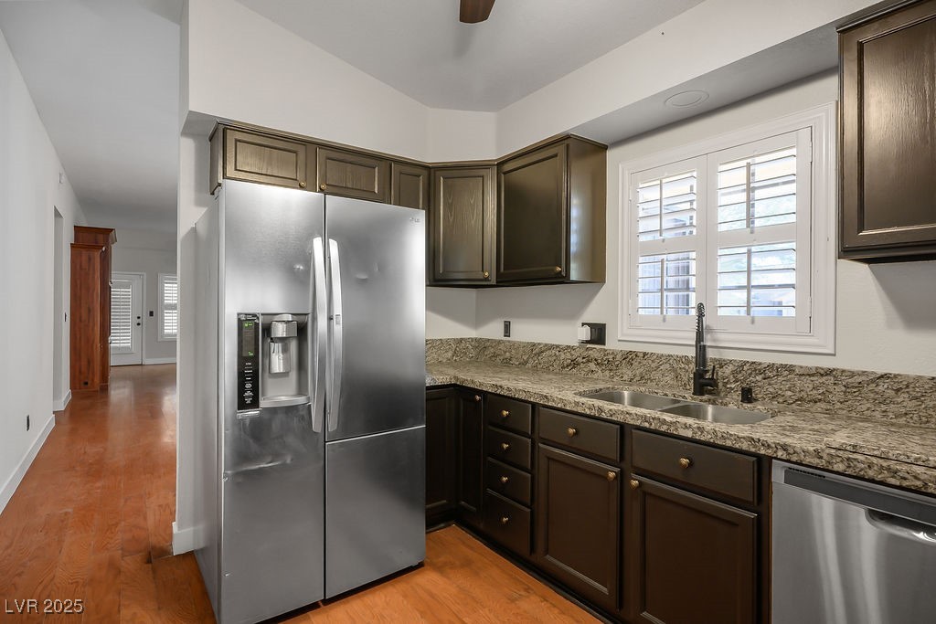 4824 Lawnwood Court