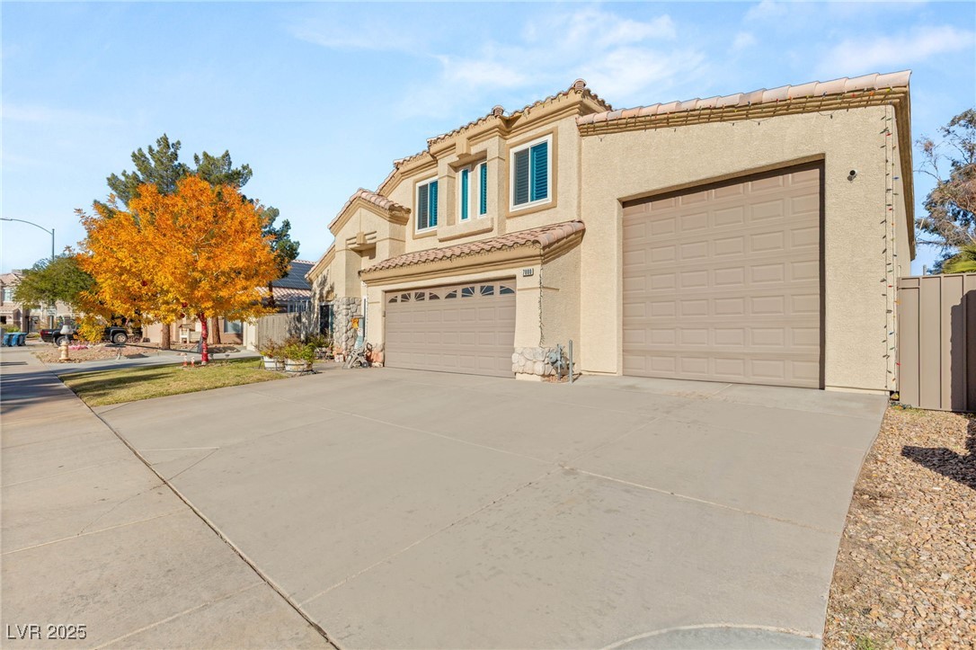 Las Vegas, Nevada 89129, United States, 4 Bedrooms Bedrooms, ,3 BathroomsBathrooms,Residential,Active,254349