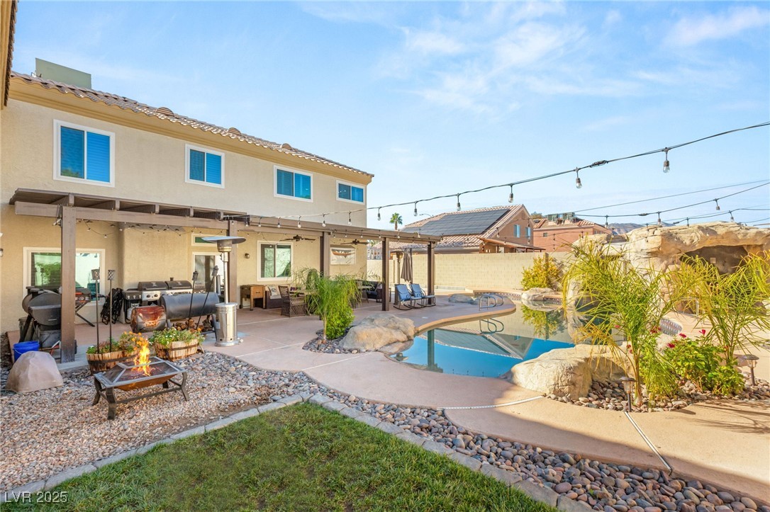 Las Vegas, Nevada 89129, United States, 4 Bedrooms Bedrooms, ,3 BathroomsBathrooms,Residential,Active,254349