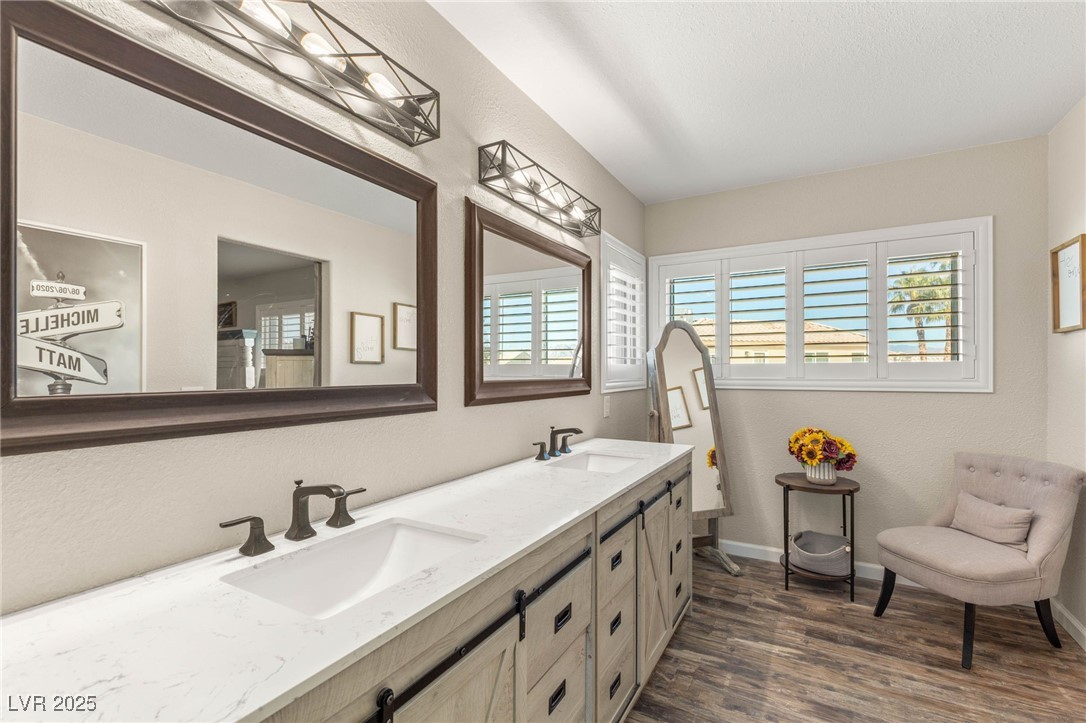 Las Vegas, Nevada 89129, United States, 4 Bedrooms Bedrooms, ,3 BathroomsBathrooms,Residential,Active,254349