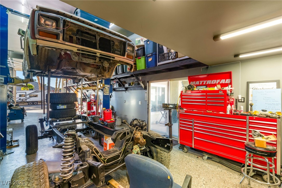 Las Vegas, Nevada 89129, United States, 4 Bedrooms Bedrooms, ,3 BathroomsBathrooms,Residential,Active,254349