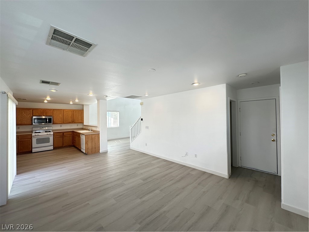 8222 Amphora Street