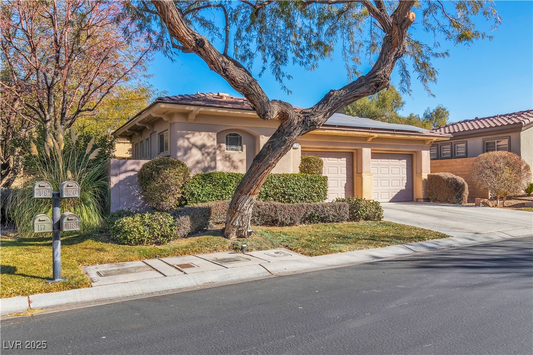 120 Emerald Dunes Circle