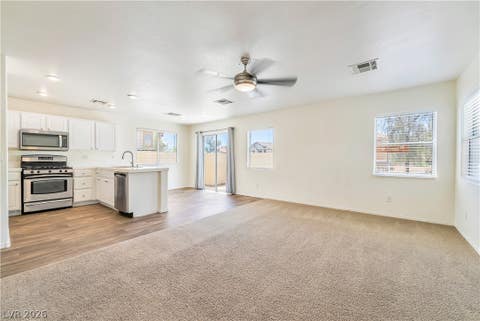 Tiny photo for 760 Sunrise Crossing Street, Henderson, NV 89014 (MLS # 2797563)