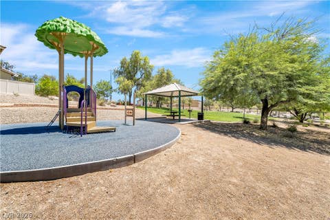 Tiny photo for 760 Sunrise Crossing Street, Henderson, NV 89014 (MLS # 2797563)