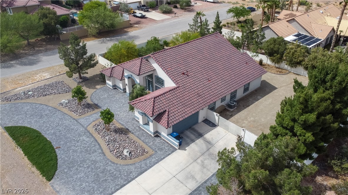3930 W Ford Avenue