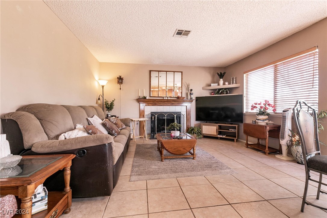 1834 Escondido Terrace, Henderson, Nevada image 13