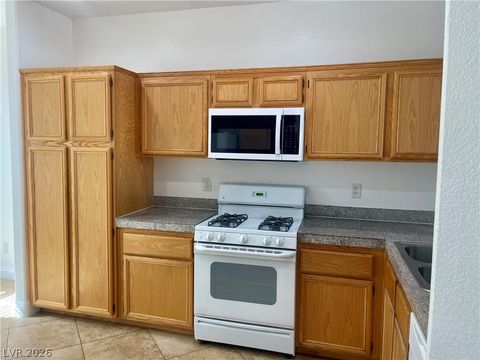 Photo of 808 Pirates Cave Court, North Las Vegas, NV 89032 (MLS # 2774297)