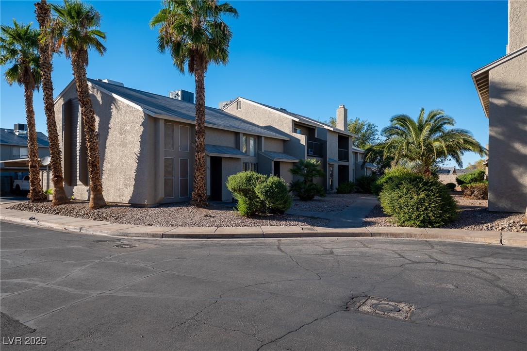 533 Sellers Place
