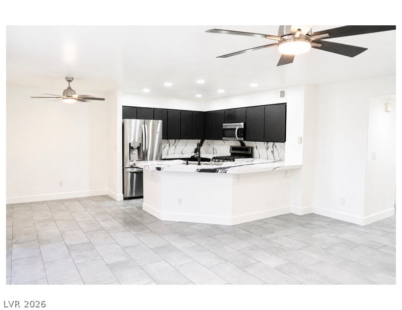 7900 Foxwood Place 102