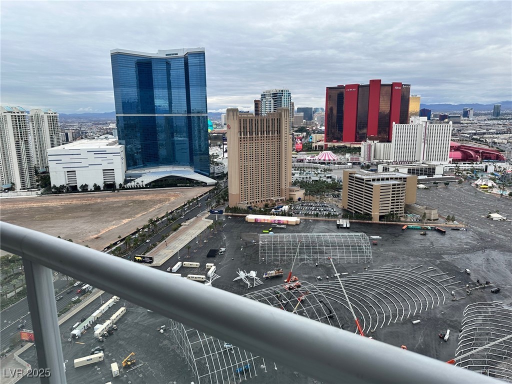 200 W SAHARA Avenue 3702