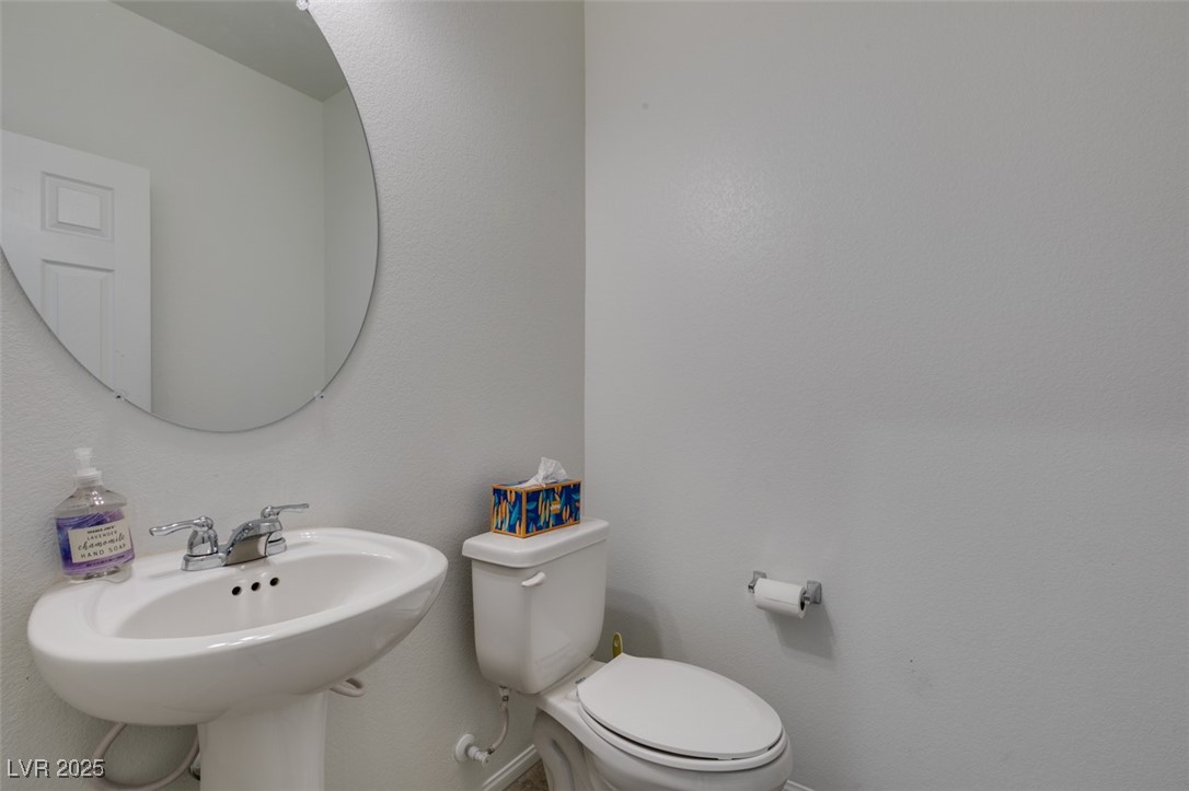 1004 Huckburn Avenue, Henderson, Nevada image 27