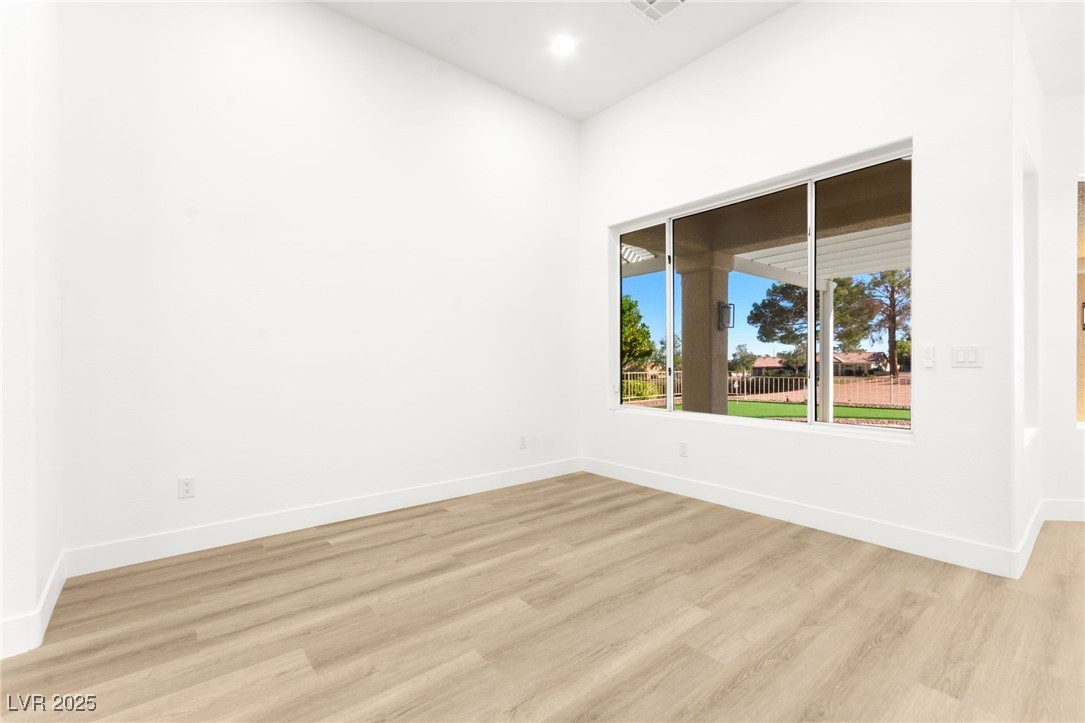 3004 Darby Falls Drive