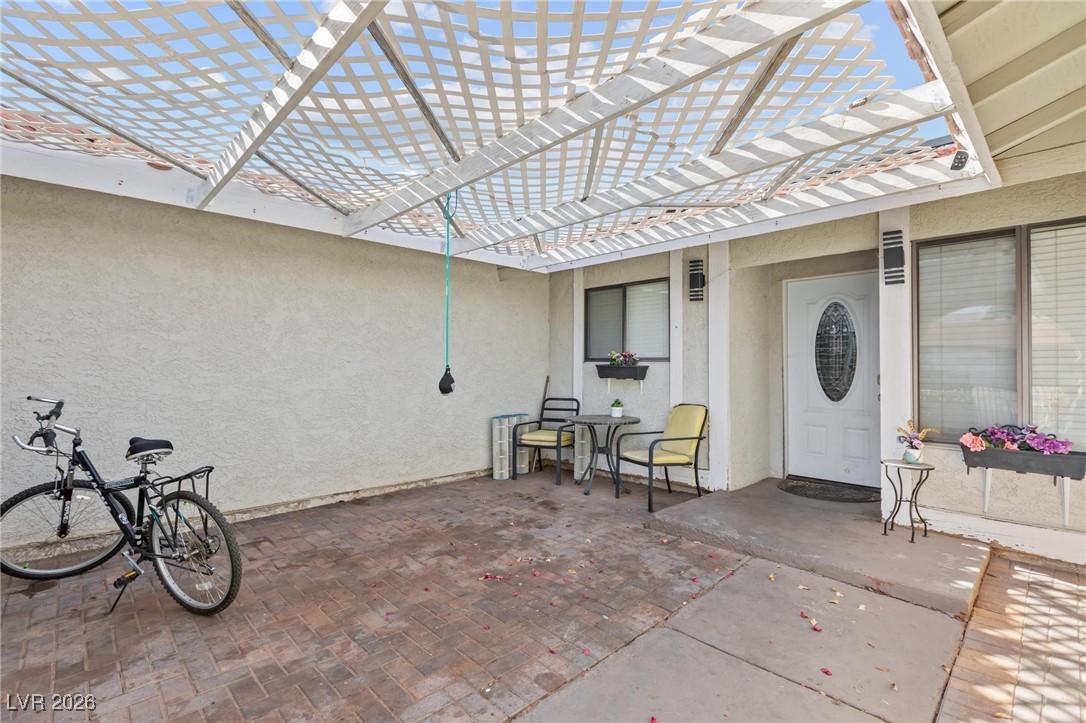 2423 Vista Colina Street