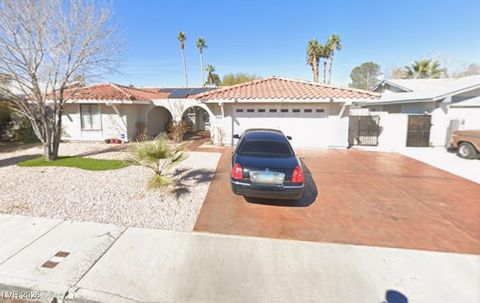 2423 Vista Colina Street Henderson NV 89014